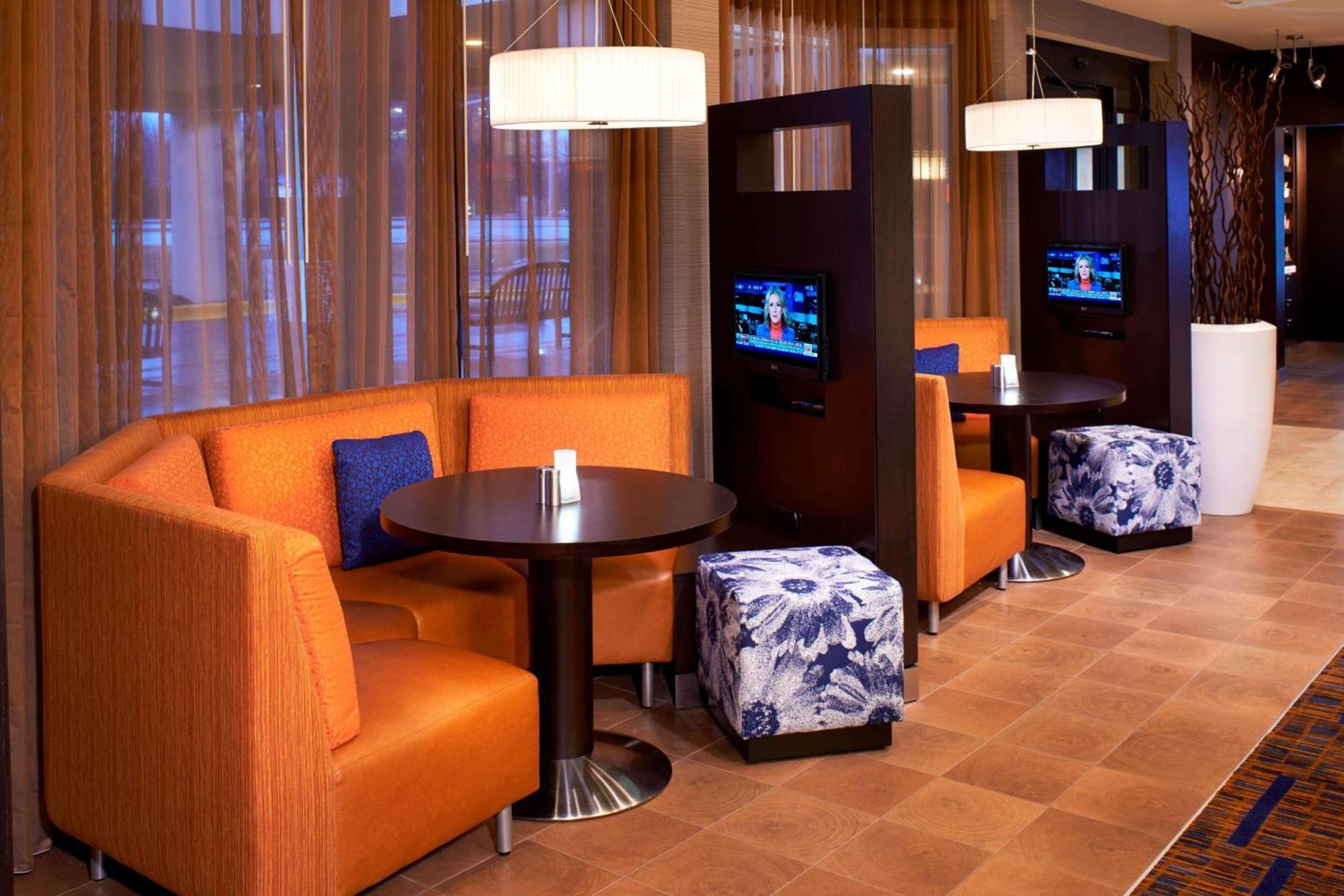Courtyard Chicago Arlington Heights/South Ξενοδοχείο Εξωτερικό φωτογραφία
