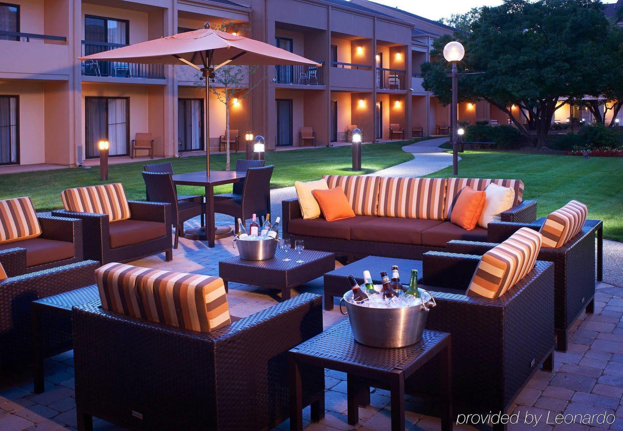 Courtyard Chicago Arlington Heights/South Ξενοδοχείο Εξωτερικό φωτογραφία